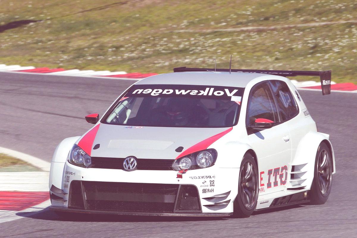 Volkswagen Golf24 (Nürburgring) - CochesFuturistas.com