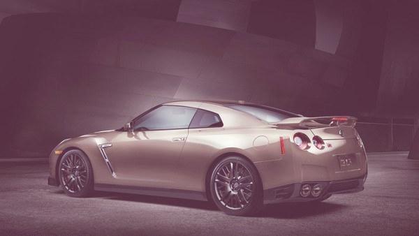 Nissan-GT-R-Golden-Edition-trasera Nissan-GT-R-Golden-Edition-trasera